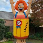 Sarah opblaaspop wijnvat opblaaspop te huur Nijverdal Wierden Rijssen Hellendoorn